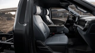 2025 Ford Chassis Cab Internal Image 1